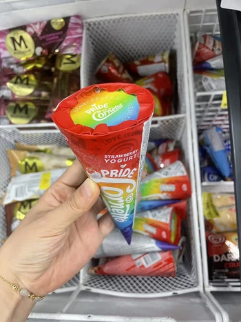 Aluminum foil ice cream cone sleeve Aluminum foil ice cream cone sleeve